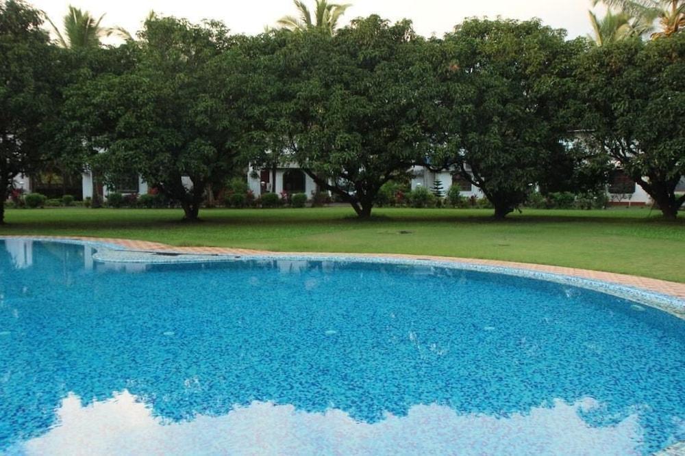 Baia Do Sol - Beach Boutique Бага Екстериор снимка