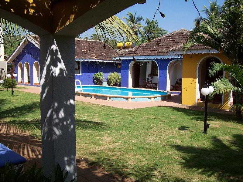 Baia Do Sol - Beach Boutique Бага Екстериор снимка